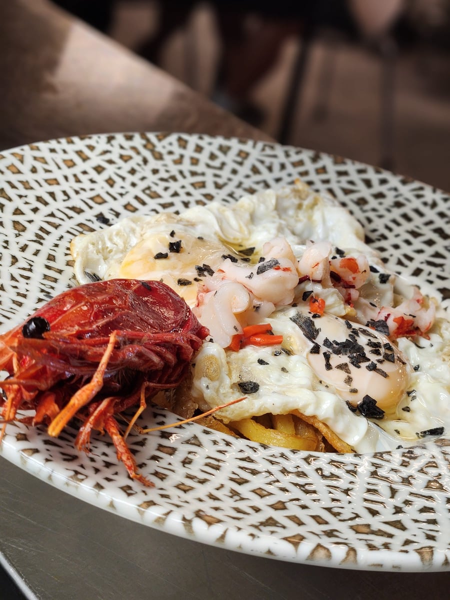 Huevos rotos con Carabinero