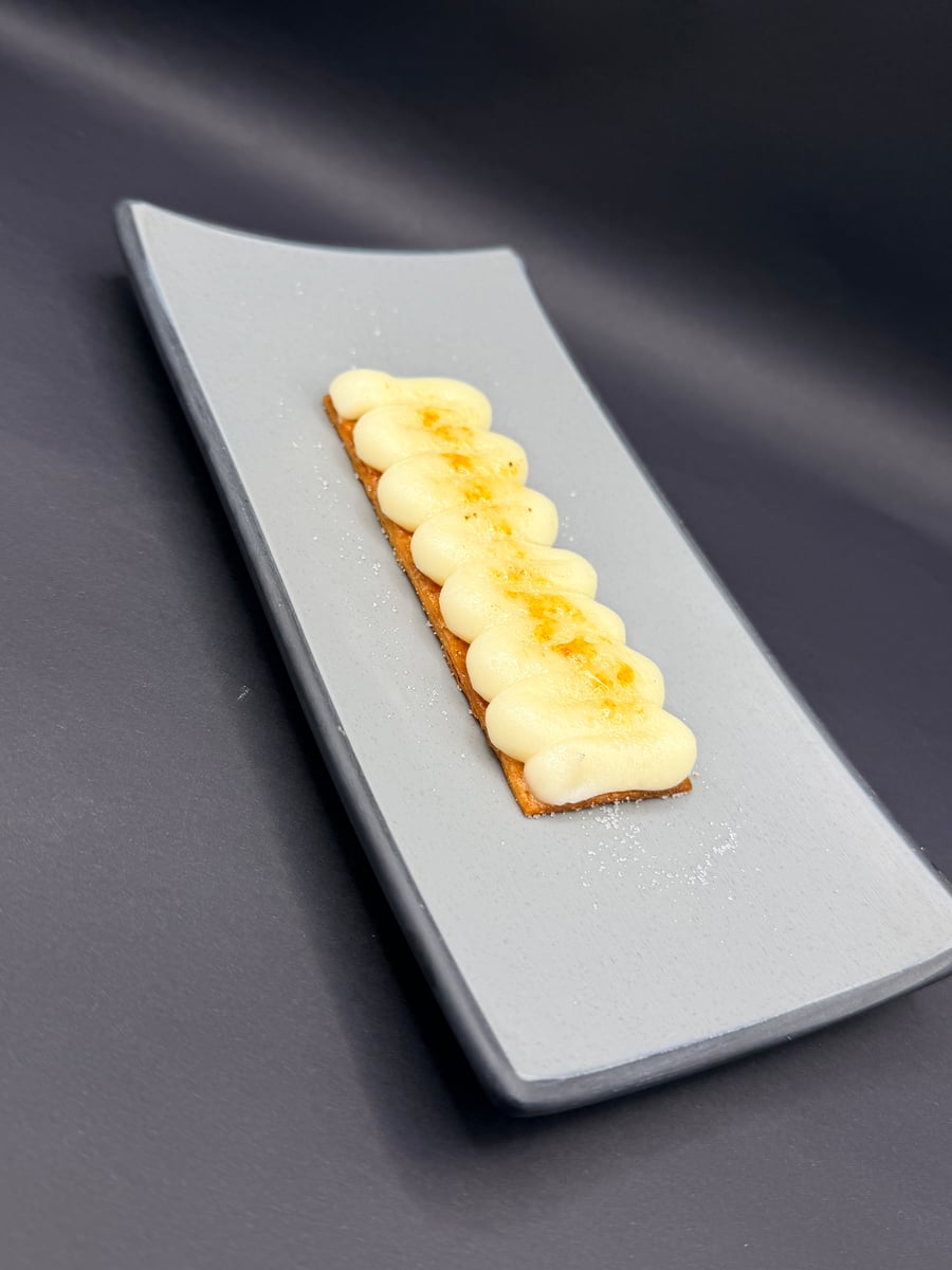 Milhoja de hojaldre invertido con crema pastelera